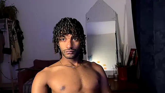 Snapshot of gerson173Hugo chatting on September 10, 2:44 am gerson173Hugo online show from September 10, 2:44 am