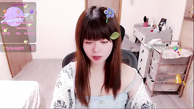 a0513 online show from April 1, 3:31 pm