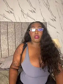 emilyrojas online show from April 8, 12:16 pm