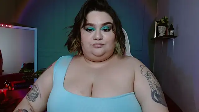 Snapshot of tiffany_laurens chatting on December 11, 8:15 am tiffany laurens online show from December 11, 8:15 am