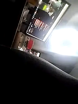 Snapshot of tiffany_laurens chatting on January 5, 10:43 am tiffany laurens online show from January 5, 10:43 am