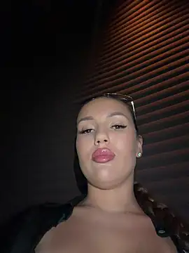 Syka0001 online show from June 25, 11:37 am