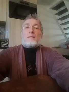 Snapshot of 60philippe chatting on December 13, 12:50 pm 60philippe online show from December 13, 12:50 pm