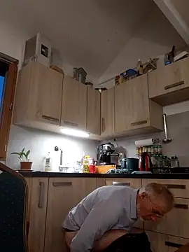 Snapshot of 60philippe chatting on October 4, 5:44 pm 60philippe online show from October 4, 5:44 pm