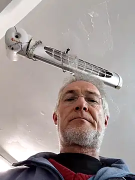 Snapshot of 60philippe chatting on November 7, 9:53 am 60philippe online show from November 7, 9:53 am