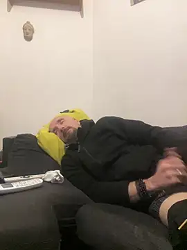 branleurbidu90 online show from January 18, 7:28 pm