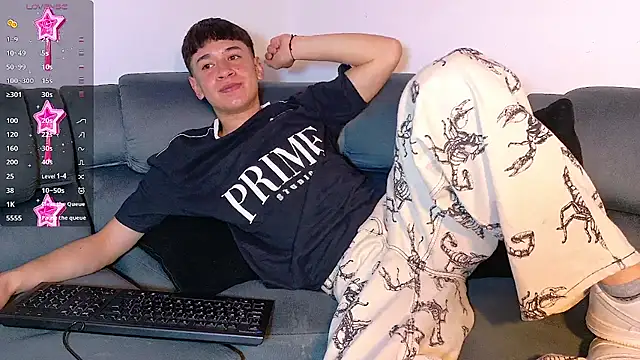 Snapshot of Mr_daren_ chatting on November 3, 6:09 pm Mr daren online show from November 3, 6:09 pm