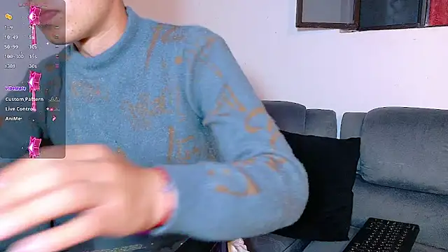 Snapshot of Mr_daren_ chatting on November 13, 7:13 pm Mr daren online show from November 13, 7:13 pm