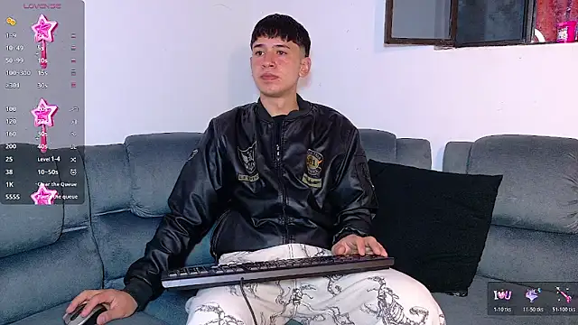 Snapshot of Mr_daren_ chatting on November 17, 7:08 pm Mr daren online show from November 17, 7:08 pm