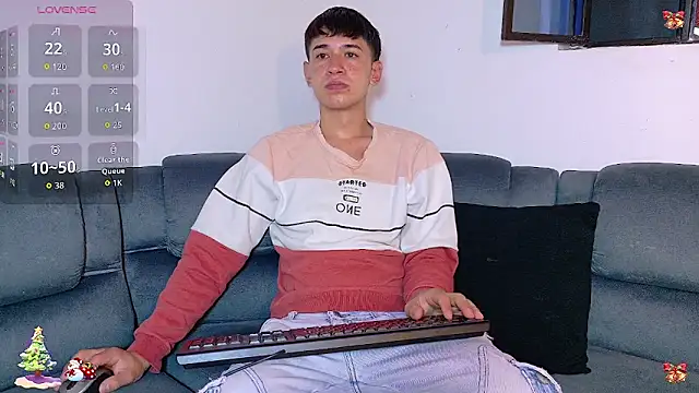 Snapshot of Mr_daren_ chatting on December 15, 7:51 pm Mr daren online show from December 15, 7:51 pm