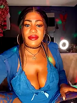 Snapshot of AmazonianMistress chatting on March 19, 1:10 am AmazonianMistress online show from March 19, 1:10 am