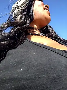 AmazonianMistress online show from March 9, 7:07 pm