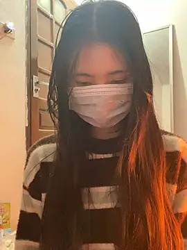 Snapshot of -hanime- chatting on December 9, 8:54 pm -hanime- online show from December 9, 8:54 pm