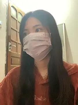 Snapshot of -hanime- chatting on December 10, 4:17 pm -hanime- online show from December 10, 4:17 pm