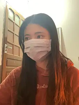 Snapshot of -hanime- chatting on December 12, 3:32 am -hanime- online show from December 12, 3:32 am