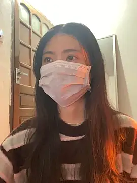 Snapshot of -hanime- chatting on December 17, 2:01 am -hanime- online show from December 17, 2:01 am