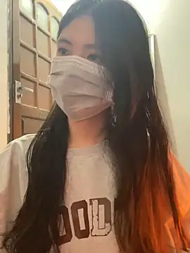 Snapshot of -hanime- chatting on December 19, 11:07 am -hanime- online show from December 19, 11:07 am