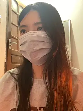 Snapshot of -hanime- chatting on December 20, 4:46 pm -hanime- online show from December 20, 4:46 pm