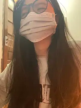 Snapshot of -hanime- chatting on December 22, 12:49 pm -hanime- online show from December 22, 12:49 pm