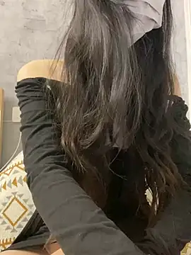 Snapshot of -hanime- chatting on December 25, 8:29 am -hanime- online show from December 25, 8:29 am