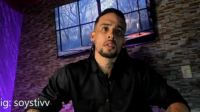 Snapshot of Seth_Owner chatting on February 6, 1:10 am Seth Owner online show from February 6, 1:10 am