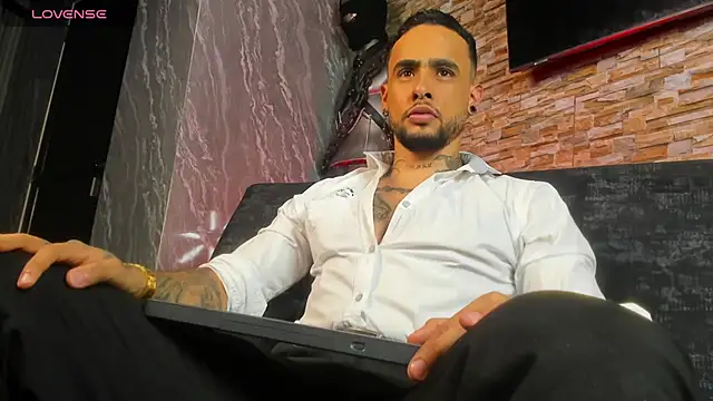 Seth Owner online show from August 5, 1:30 am