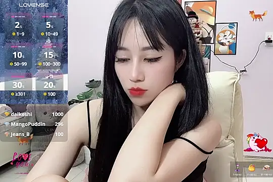 Snapshot of _LLisa_ chatting on February 20, 12:41 am LLisa online show from February 20, 12:41 am