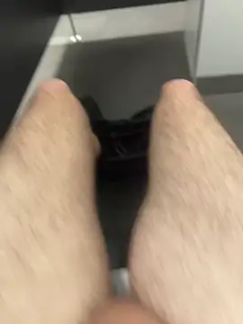 Snapshot of Drummer112 chatting on September 22, 9:33 am Drummer112 online show from September 22, 9:33 am