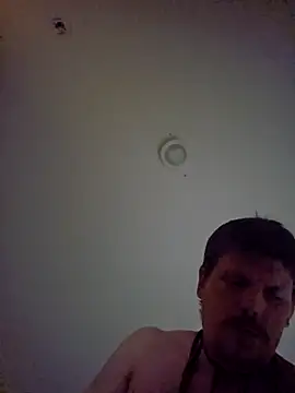 bozzman69 online show from February 1, 5:17 am