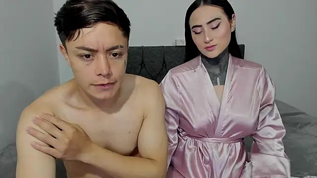 Snapshot of steban_and_kim chatting on December 3, 10:19 pm steban and kim online show from December 3, 10:19 pm