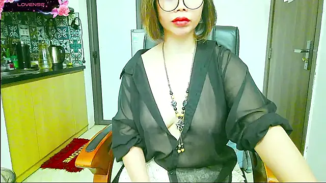 Snapshot of Miu-Le chatting on September 30, 7:41 pm Miu-Le online show from September 30, 7:41 pm