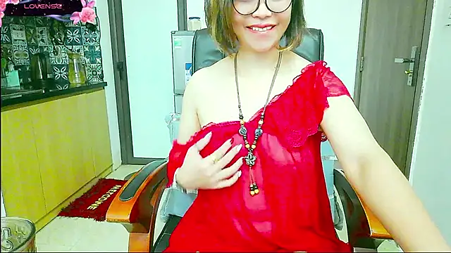 Snapshot of Miu-Le chatting on October 11, 4:38 pm Miu-Le online show from October 11, 4:38 pm