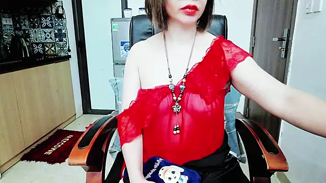 Snapshot of Miu-Le chatting on November 22, 6:51 pm Miu-Le online show from November 22, 6:51 pm