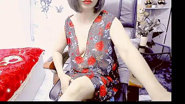 Snapshot of Miu-Le chatting on May 10, 7:35 am Miu-Le online show from May 10, 7:35 am