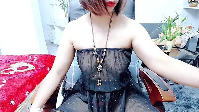 Snapshot of Miu-Le chatting on May 30, 8:33 am Miu-Le online show from May 30, 8:33 am