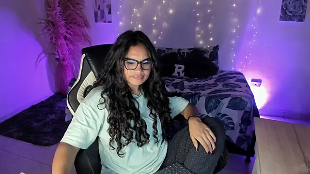 Riana Kean online show from February 16, 3:46 am