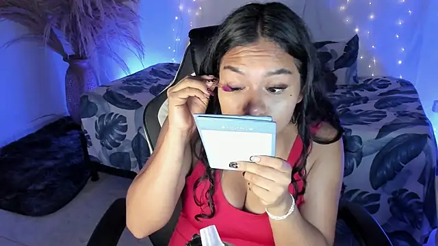 Riana Kean online show from April 17, 5:54 am