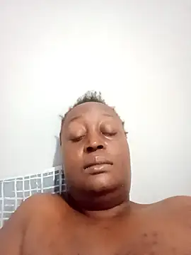 Snapshot of Eroticchocolate91 chatting on October 27, 4:27 am Eroticchocolate91 online show from October 27, 4:27 am