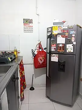 Snapshot of Shanttal0272 chatting on February 12, 2:17 am Shanttal0272 online show from February 12, 2:17 am