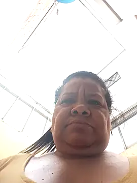 Snapshot of Shanttal0272 chatting on February 26, 2:38 pm Shanttal0272 online show from February 26, 2:38 pm