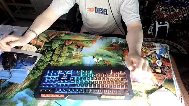 Snapshot of oleg1984 chatting on October 3, 6:16 pm oleg1984 online show from October 3, 6:16 pm