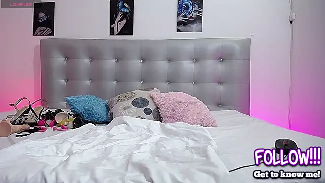 horny-juliette online show from March 30, 3:46 pm