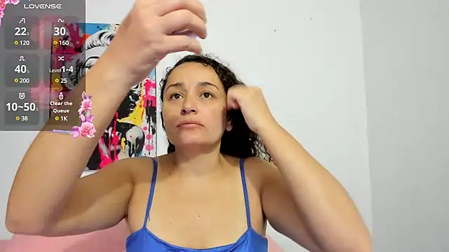  luna  sweet  online show from March 23, 8:15 am