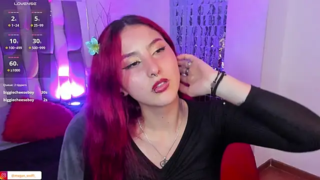 Snapshot of Megan_wolf1_ chatting on January 9, 7:42 am Megan wolf1  online show from January 9, 7:42 am