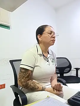 nurse desi sexlove online show from May 24, 10:09 am