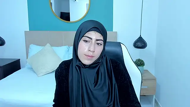 chaymae nah  online show from January 9, 12:09 pm