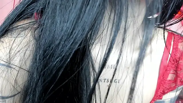 chaymae nah  online show from February 12, 6:52 am