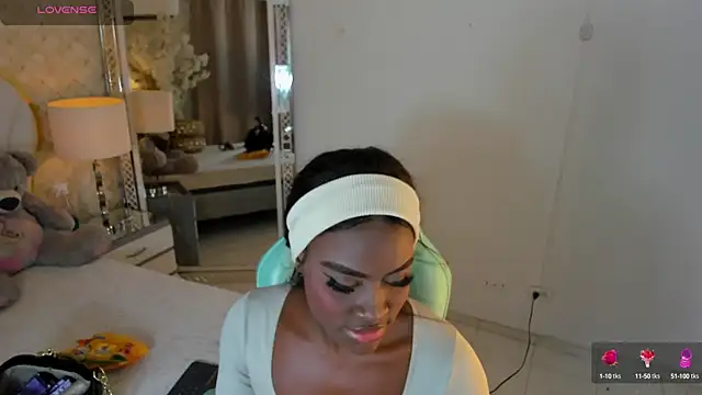 IsabellaBromsS online show from September 19, 10:10 pm