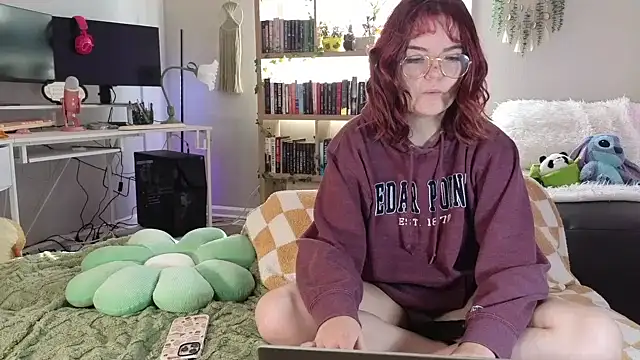 Snapshot of rodeobrii chatting on February 7, 6:34 pm rodeobrii online show from February 7, 6:34 pm