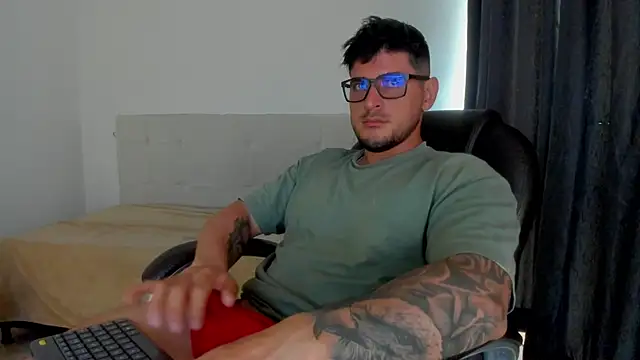 Teilor Creed online show from April 11, 7:51 pm